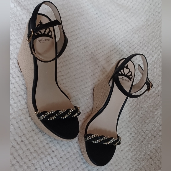 Fergalicious Wedge black silver and gems buckle open toe sandle women size 9 - Picture 8 of 12